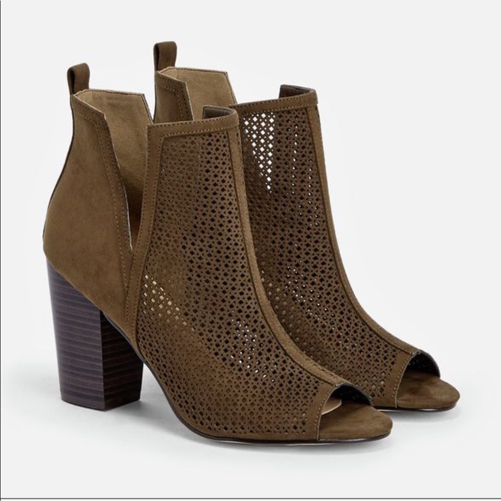 JUSTFAB Laser Cut Open Toe Bootie Koko Size 5.5 Olive Green